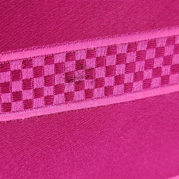 💪 DONALD J. TRUMP SIGNATURE COLLECTION SILK MEN'S TIE - PINK 💪 - Picture 6 of 7